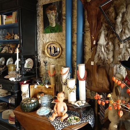 Maison D'Hotes "Les Volets Verts" Et Sa Brocante Ecueille Eksteriør billede