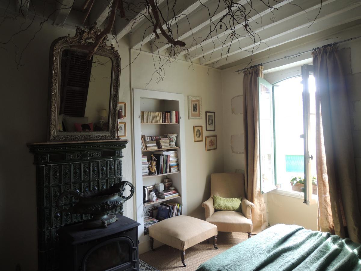 Maison D'Hotes "Les Volets Verts" Et Sa Brocante Ecueille Eksteriør billede